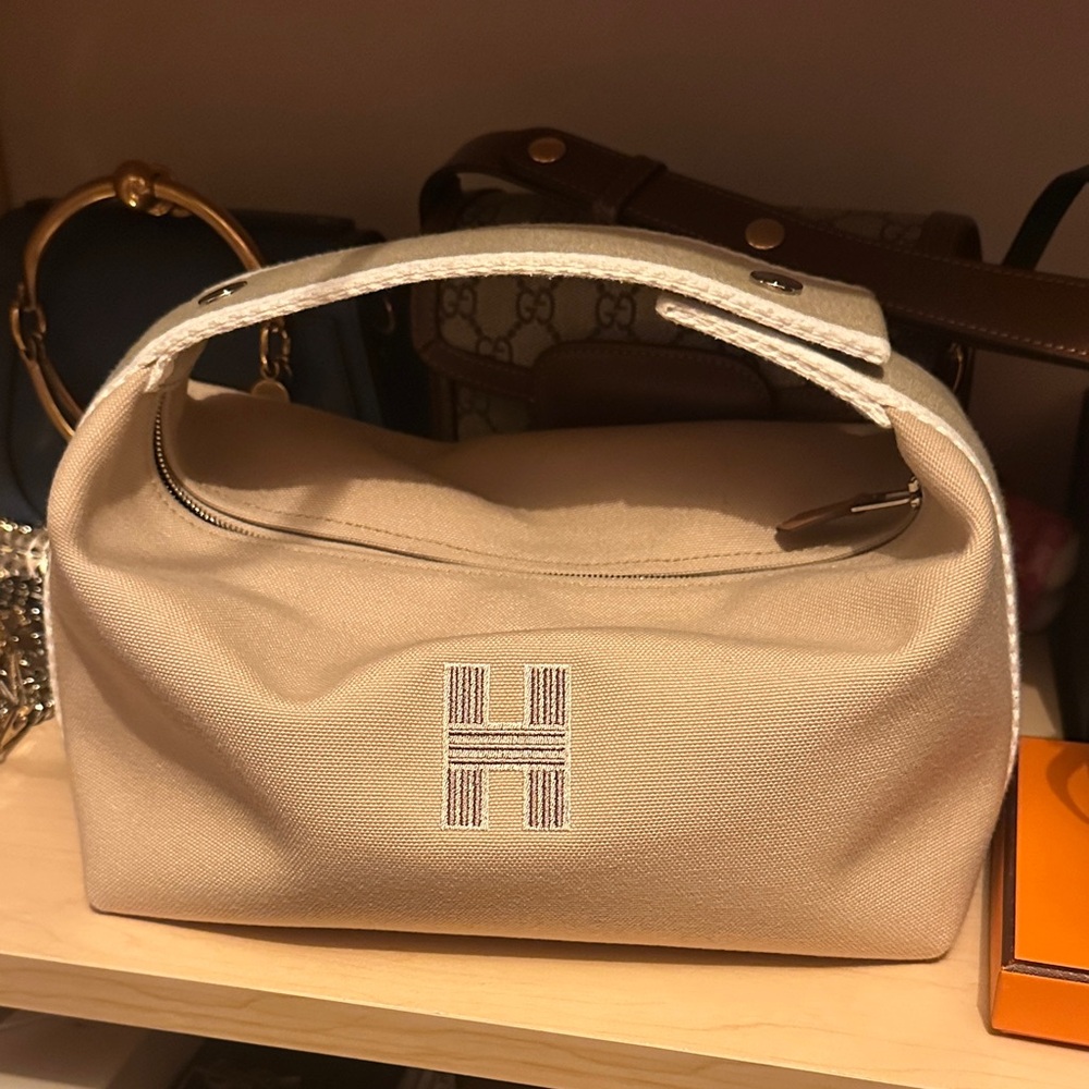 H toiletry bag